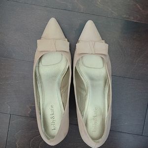 Kelly & Katie KK Sandy Taupe 7.5